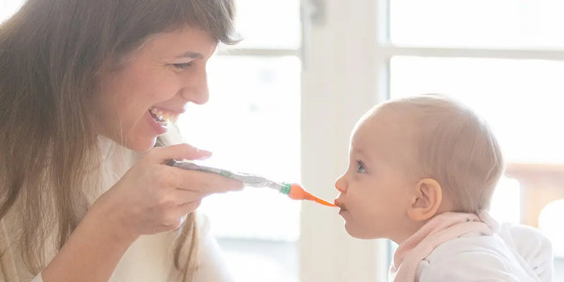 Ab wann darf mein Kind Quetschies essen?